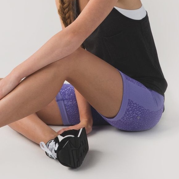 Lululemon Sculpt Short 6” - Picture 4 of 5